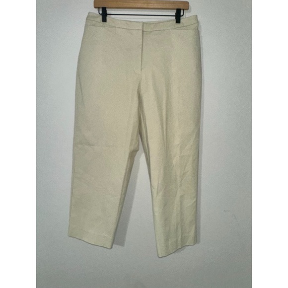 LL BEAN WOMENS CROPPED WRINKLE FREE BAYSIDE KHAKI PANTS NWT SIZE 14 REGULAR - Picture 1 of 4
